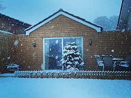 Charming 2-bed Cabin in Inverness, Scotland