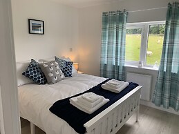 Charming 2-bed Cabin in Inverness, Scotland