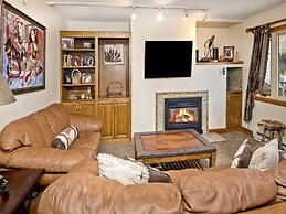 Vantage Point Condo 303