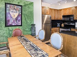 Vantage Point Condo 303