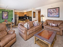 Vantage Point Condo 303