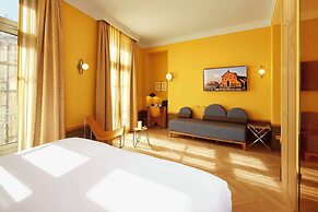 Hotel De Cambis