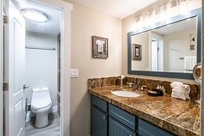 Park Station by Luxury Mountain