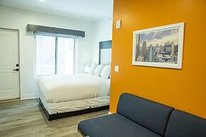 Peachtree Suites