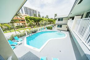 Surf and Sand Seaside