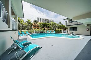 Surf and Sand Seaside