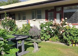Dunstan House