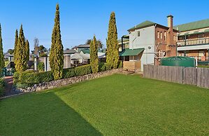 Central Hotel Stroud