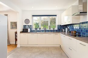 No. 78 Main Road Littleton