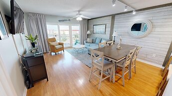 Seacrest 710 is 2 BR Top Floor Gulf Side unit - Beautifully decorated 
