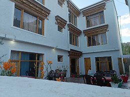 Hotel Malik Residency