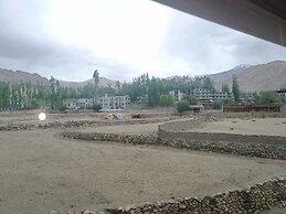 Hotel Malik Residency