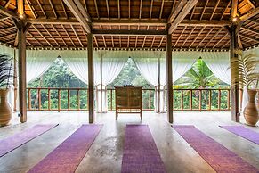 Bedulu Cliff Estate Ubud - Wood Side