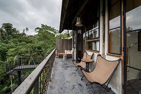 Bedulu Cliff Estate Ubud - Wood Side