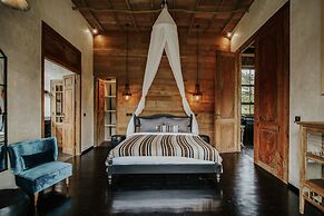 Bedulu Cliff Estate Ubud - Wood Side