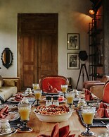 Exceptional 9BR Incredible Jungle View, River Access