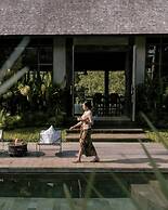 Exceptional 9BR Incredible Jungle View, River Access