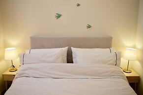 Cozy 1 Bedroom Home Near the City Centre