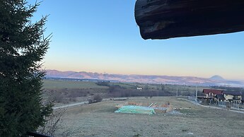 Stunning 4-bed Chalet in Bran With Superb Panorama