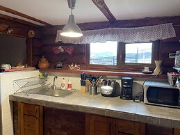 Stunning 4-bed Chalet in Bran With Superb Panorama