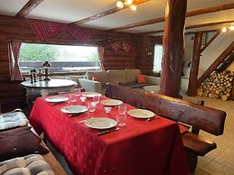 Stunning 4-bed Chalet in Bran With Superb Panorama