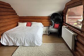 Stunning 4-bed Chalet in Bran With Superb Panorama