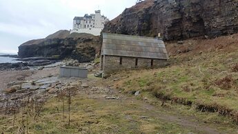 Bespoke 1 Bed Cottage in Dunbeath Village