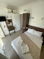 Honor A Pansiyon Side