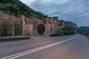 Volhon Mansions of Parnassos