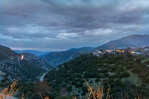 Volhon Mansions of Parnassos