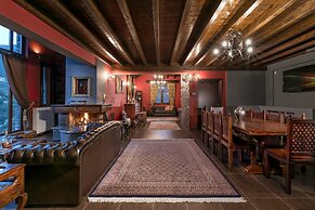 Volhon Mansions of Parnassos