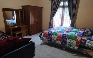 Algira Homestay Prambanan