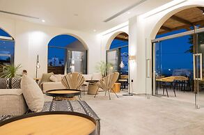 Cabana Blu Hotel & Suites