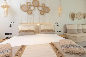 Cabana Blu Hotel & Suites