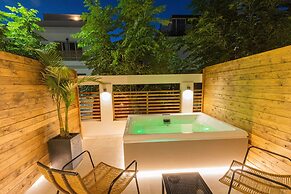 Cabana Blu Hotel & Suites