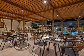 Cabana Blu Hotel & Suites