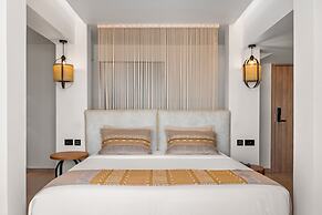 Cabana Blu Hotel & Suites