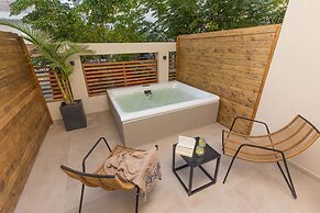 Cabana Blu Hotel & Suites