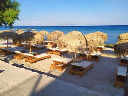 Cabana Blu Hotel & Suites