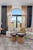 Cabana Blu Hotel & Suites