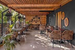 Cabana Blu Hotel & Suites