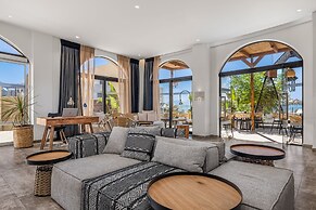 Cabana Blu Hotel & Suites