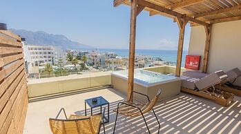 Cabana Blu Hotel & Suites