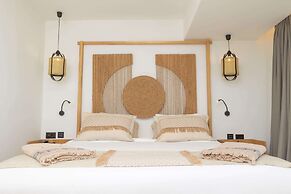 Cabana Blu Hotel & Suites