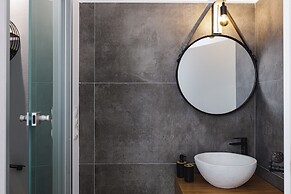 The Residence of the Old Port