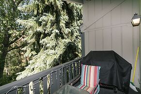 9 Sandstone70 3 Bedroom Condo by RedAwning