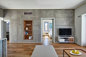 My Santorini Villa, Pyrgos