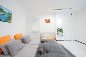 Design Family Apartment in Leiden Center 6p & Baby