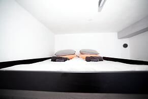 Design Family Apartment in Leiden Center 6p & Baby