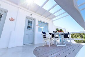 Melesios Mykonos Town Studios